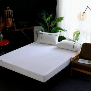 Made by design Twin Waterproof Mattress Protector